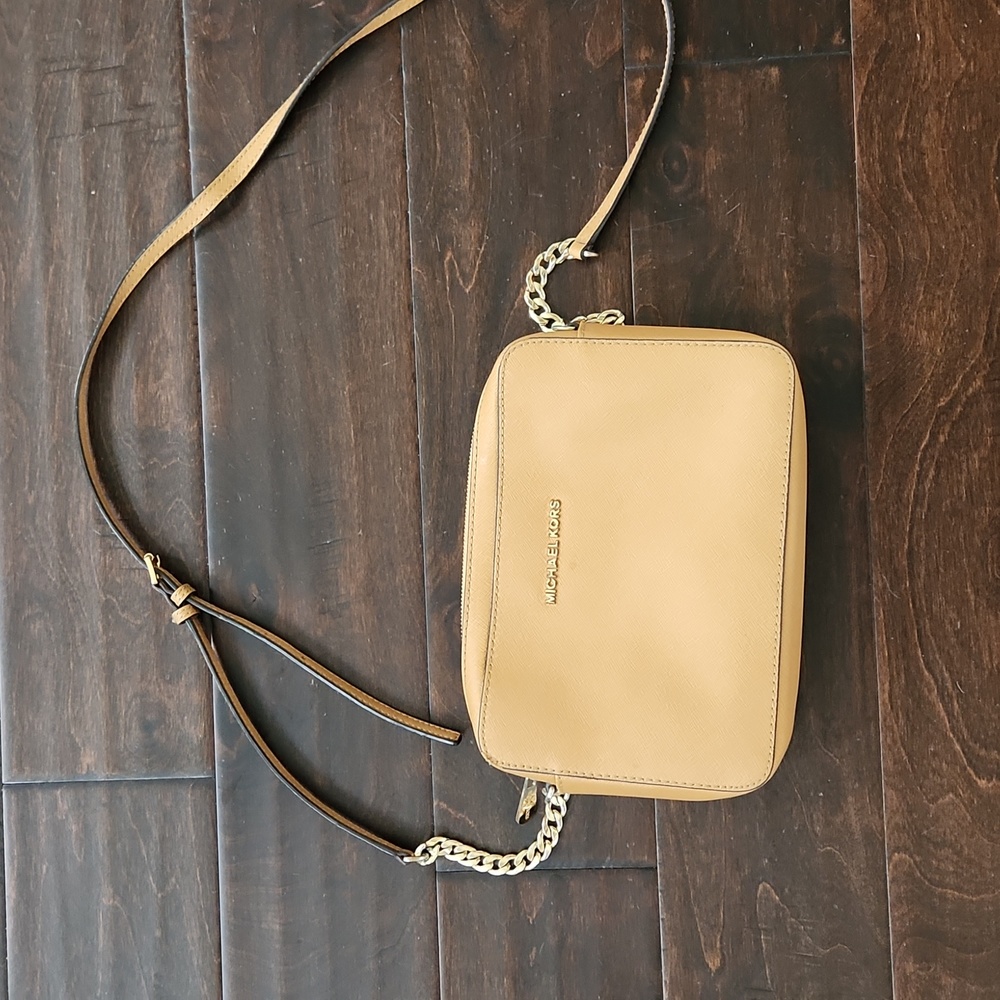 🔥Michael Kors crossbody bag 2